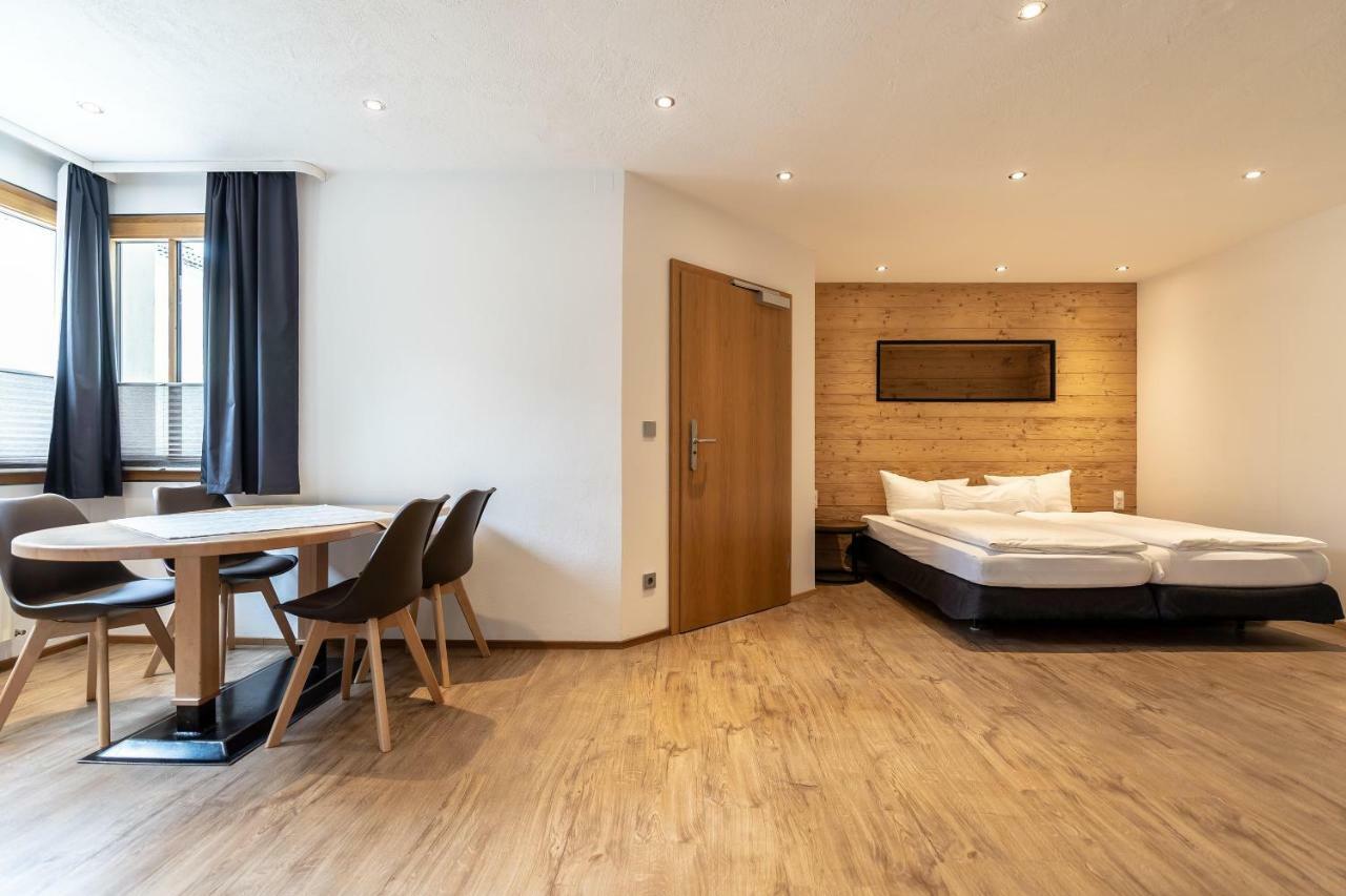 Hotel Dirsch Wellness & Spa Resort Emsing Екстериор снимка